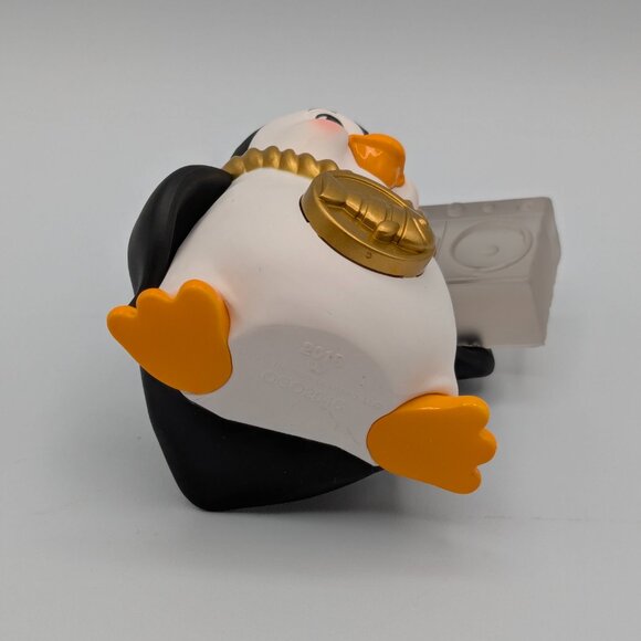 Hallmark Keepsake It's Tricky 2018 Magic Sound Penguin Christmas Ornament - Picture 8 of 10